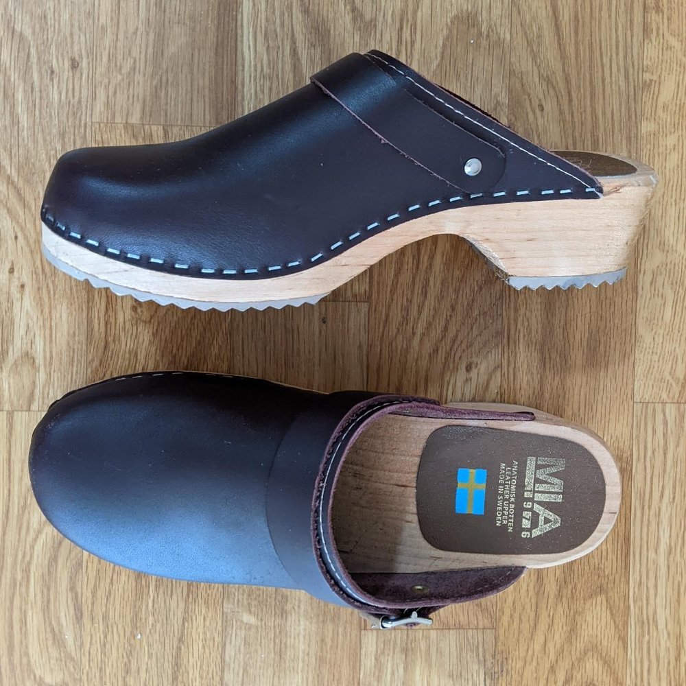 MIA Dark Brown Leather Wood-Soled Clog Mules